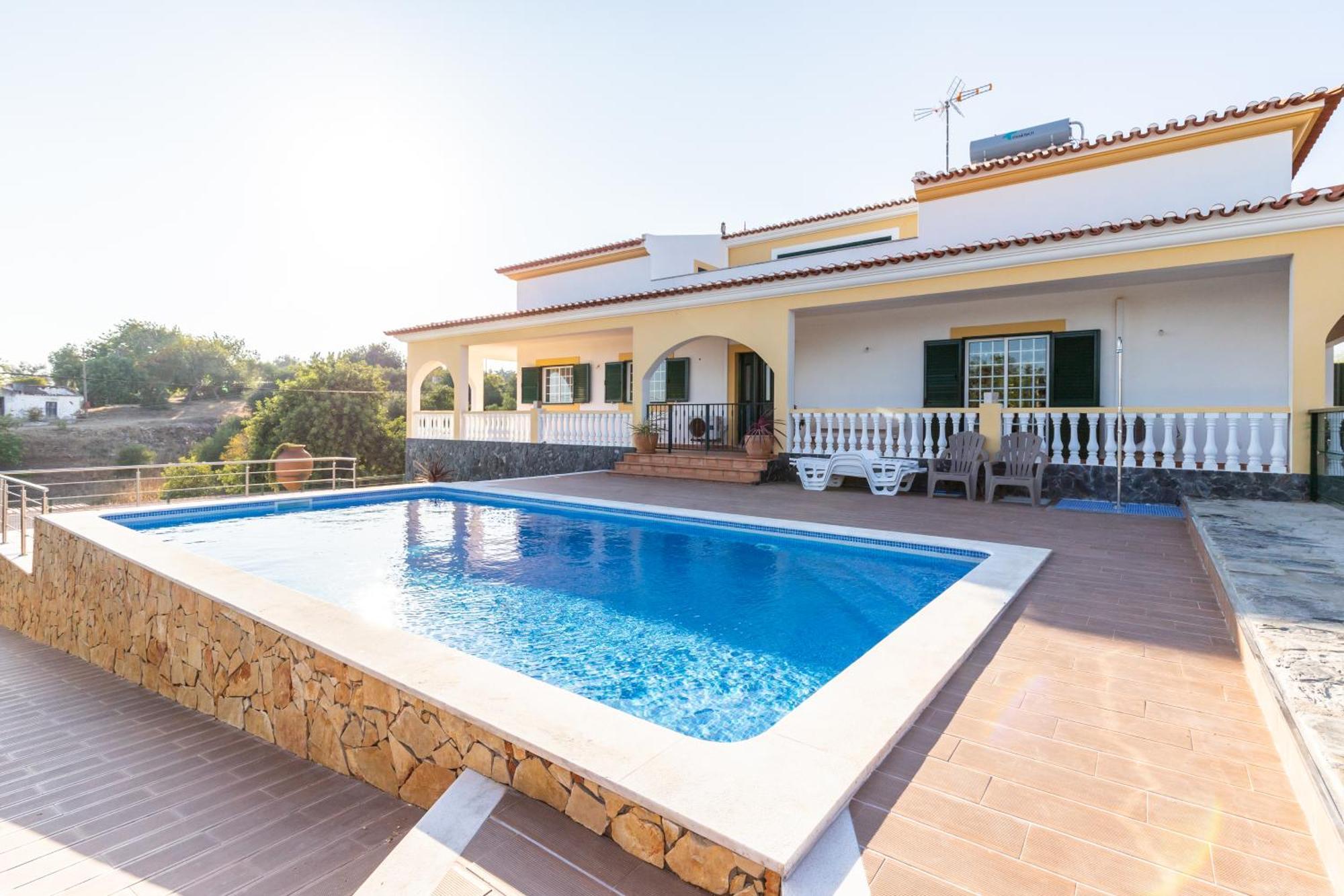 Holiday home Vivenda V5 With Swimming Pool, Garden And Park